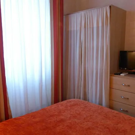 Yolande Apartment